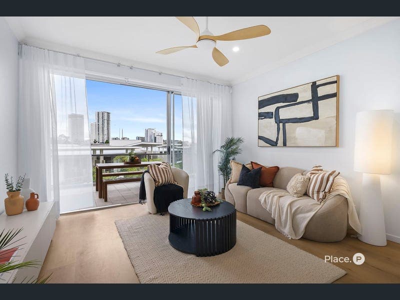 1702/141 Campbell Street, Bowen Hills — photo 1 of 5