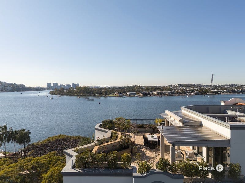 601/57B Newstead Terrace — photo 1 of 5