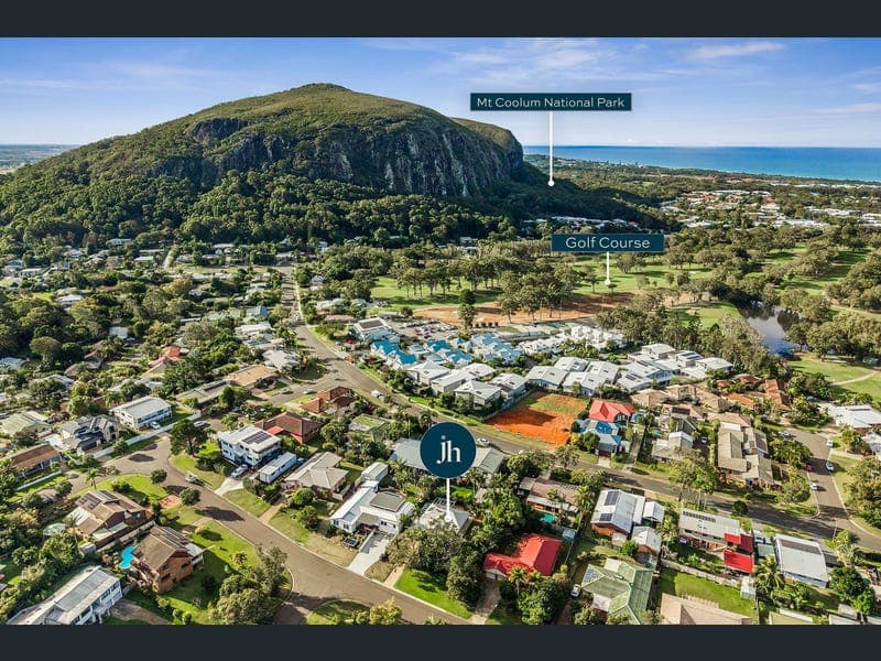 7 Burremah Crescent, Mount Coolum — photo 1 of 5