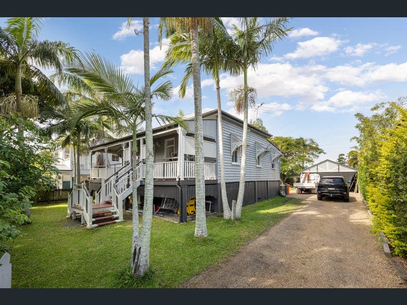 36 Barnham Street, Wynnum — photo 1 of 5