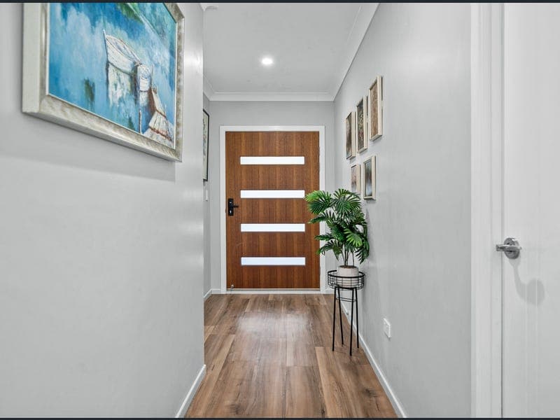 30 Mcaulay Avenue, Highfields — photo 1 of 5