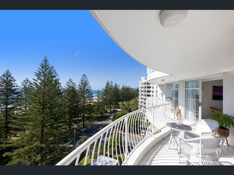 7C/238 The Esplanade, Burleigh Heads — photo 1 of 5
