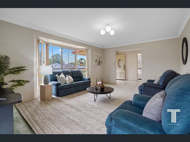 10 Orchid Place, Calamvale — photo 1 of 5