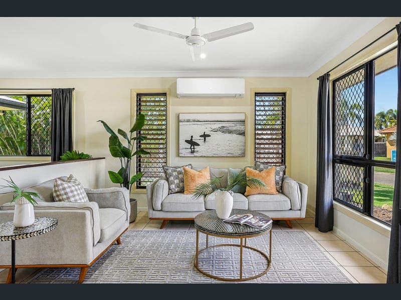 10 Oondooroo Court, Annandale — photo 1 of 5