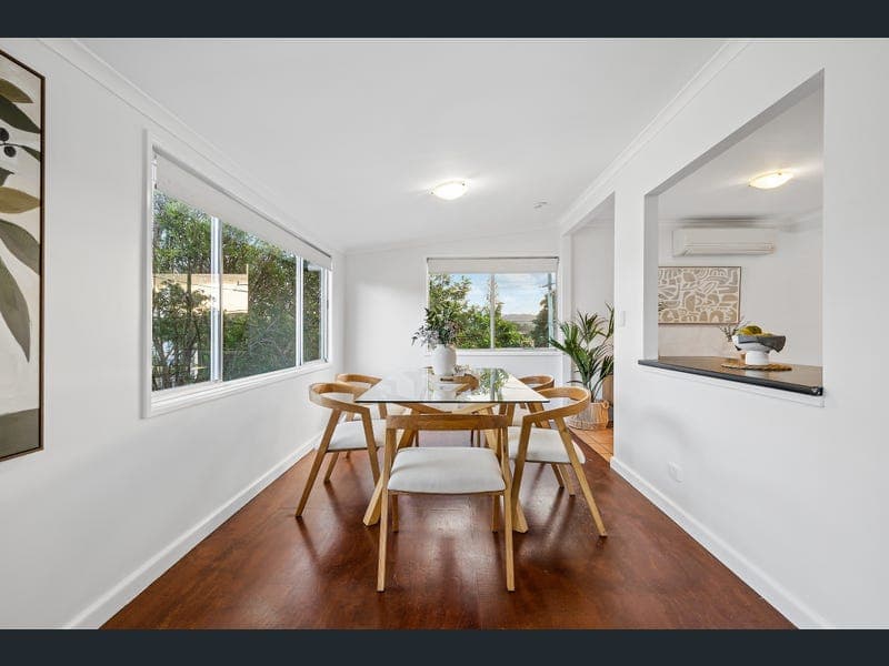 1 Dunbil Avenue, Ferny Hills — photo 1 of 5