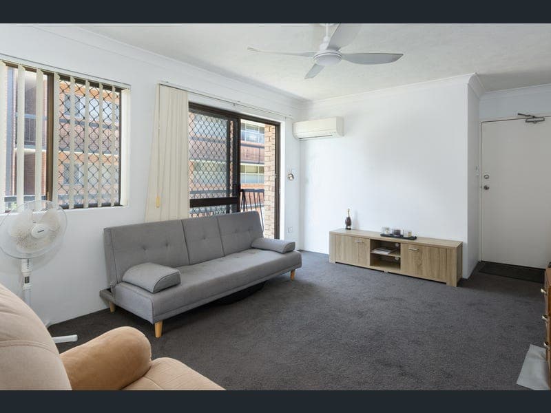 2/72 Eton Street, Nundah — photo 1 of 5