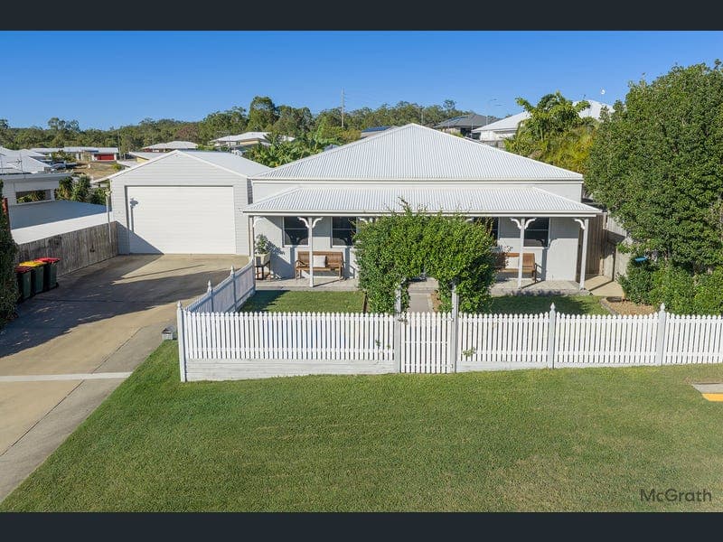 7 Carnarvon Parade, New Auckland — photo 1 of 5