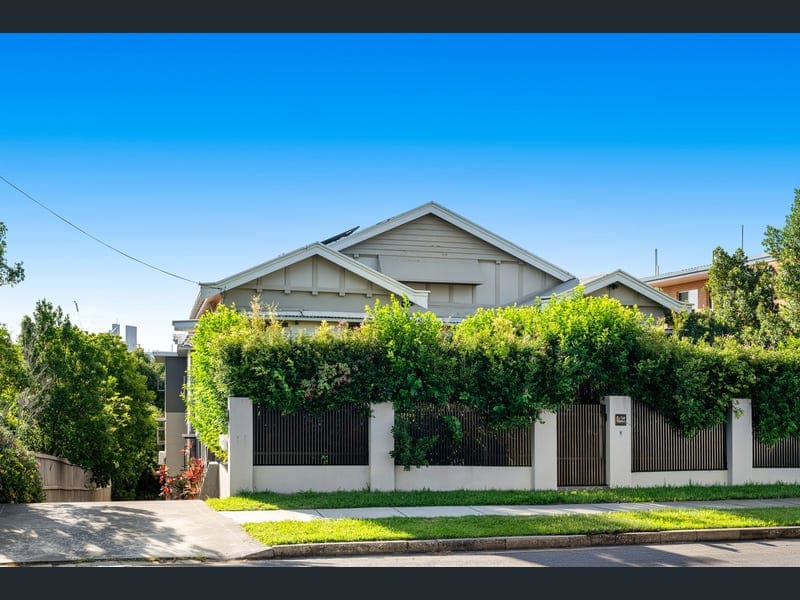 3/38 Chatsworth Road, Greenslopes — photo 1 of 5