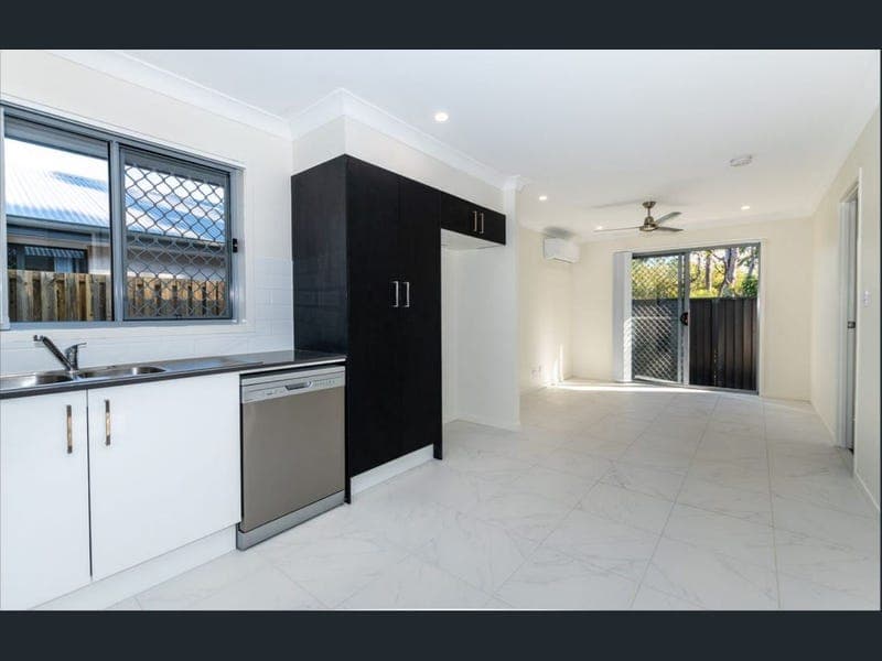 65 Caladenia Street, Deebing Heights — photo 1 of 5