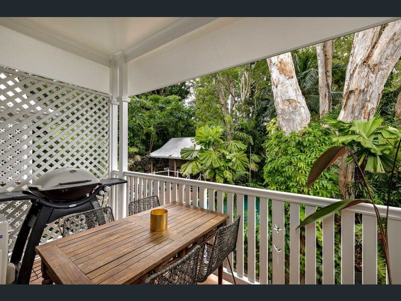 204/6-8 Triton Street, Palm Cove — photo 1 of 5
