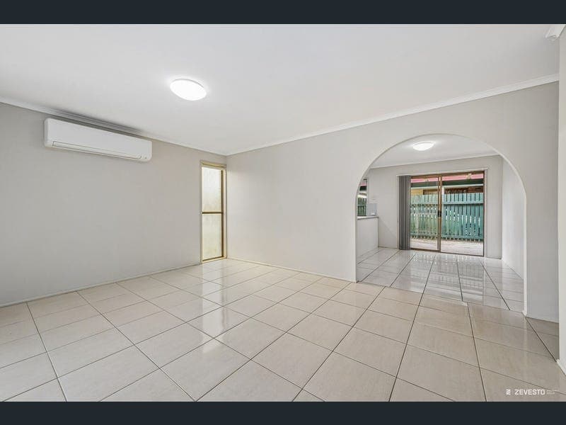 46 Biotite Street, Bethania — photo 1 of 5
