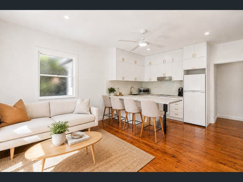 6 Mylne Street, Chermside — photo 1 of 5