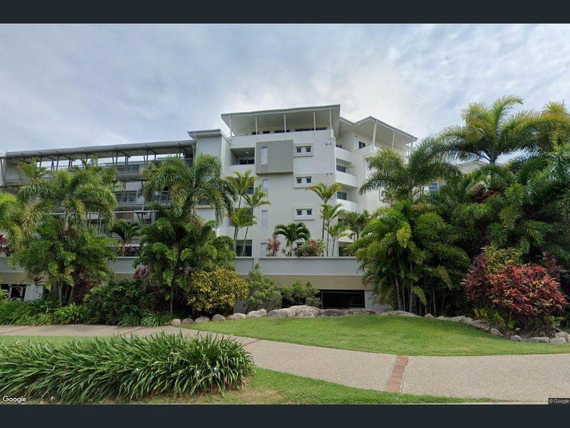 5/2B Horseshoe Bay Road, Bowen — photo 1 of 1