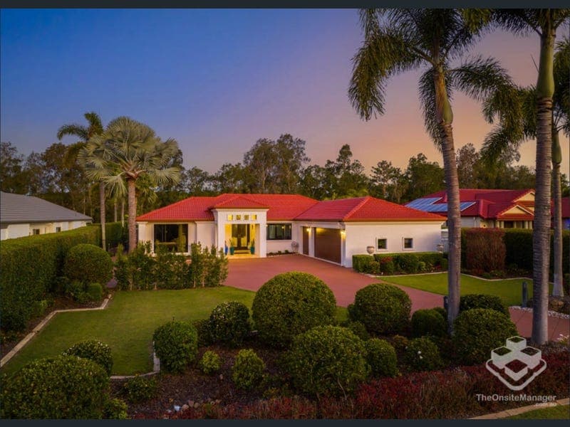 3170 Riverleigh Drive, Hope Island — photo 1 of 5