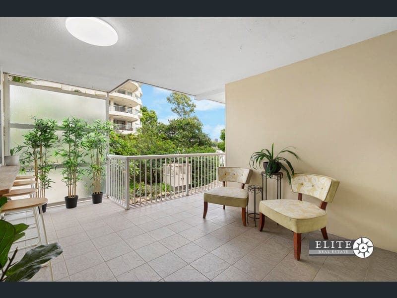 3/82 Macquarie Street, St Lucia — photo 1 of 5