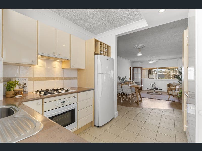 3/41 Riverton Street, Clayfield — photo 1 of 5