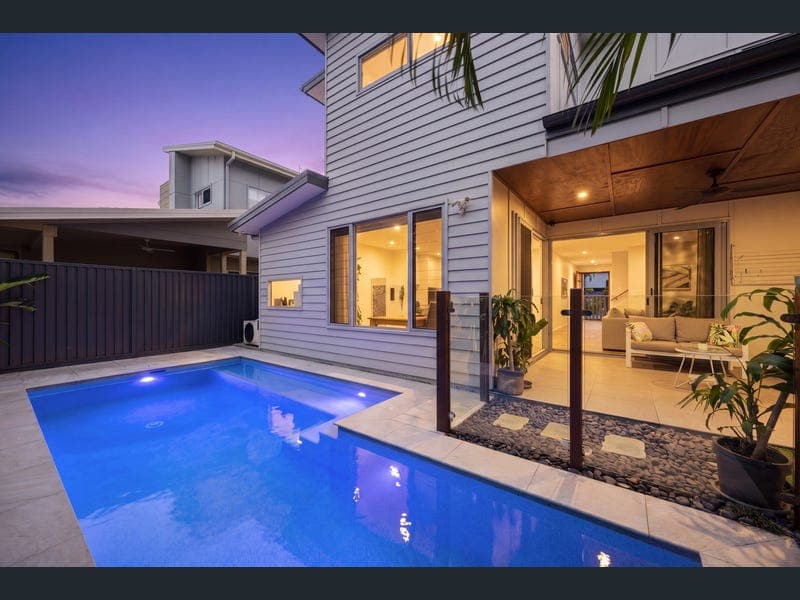 19 Bikini Court, Bokarina — photo 1 of 5
