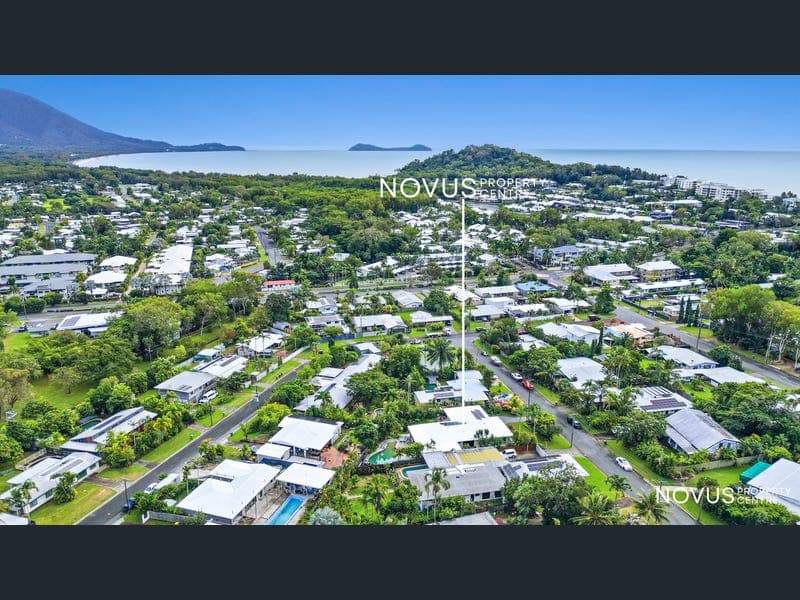 8 Boroko Close, Trinity Beach — photo 1 of 5