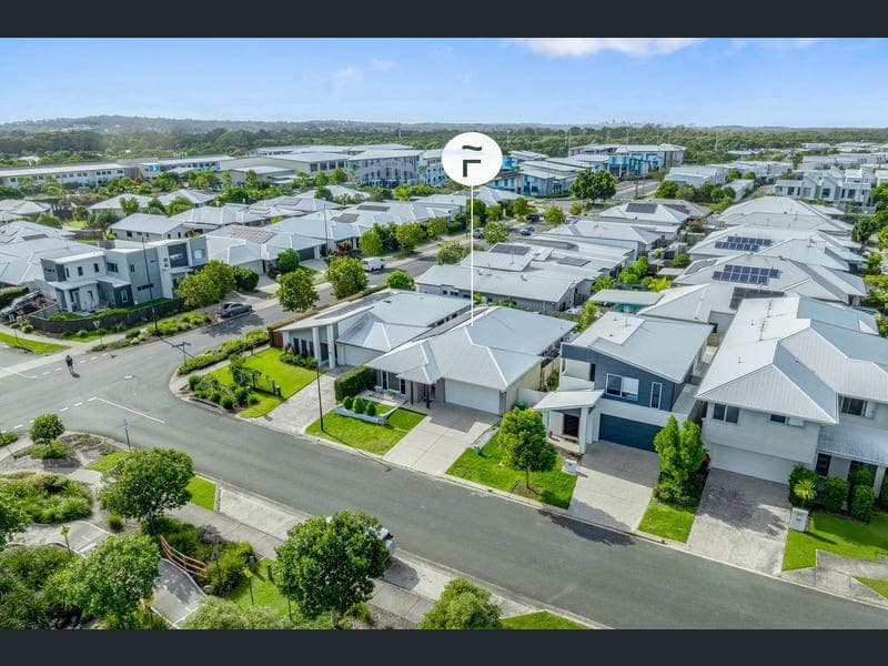 3 Salisbury Terrace, Baringa — photo 1 of 5
