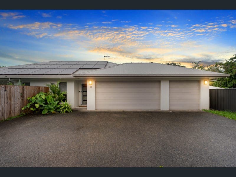 11 Monarch Avenue, Bentley Park — photo 1 of 5