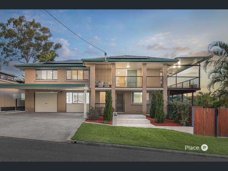3 Jambaroo Street, Albany Creek — photo 1 of 5