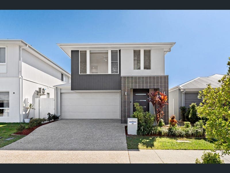 48 McKinlay Crescent, Nirimba — photo 1 of 5
