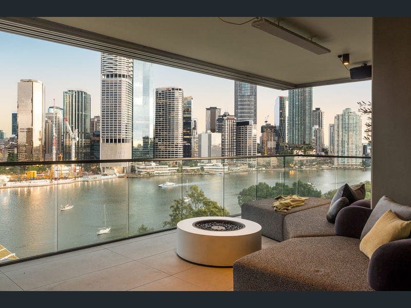 7/2 Scott Street, Kangaroo Point — photo 1 of 5