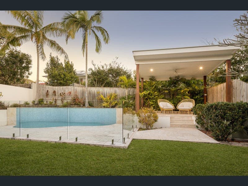 108 Alexandra Street, Bardon — photo 1 of 5
