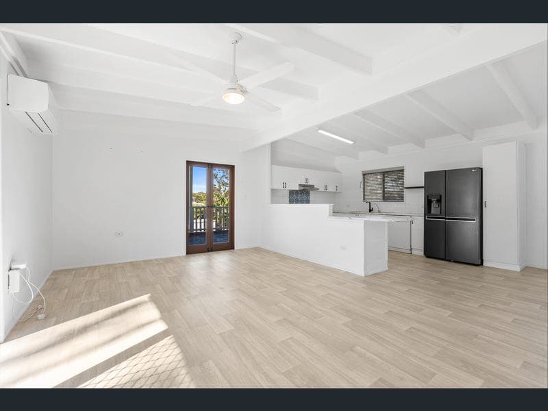 14 Challenger Court, Cooloola Cove — photo 1 of 5
