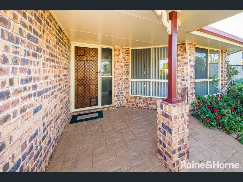 13 Gumtree, Kingaroy — photo 1 of 5