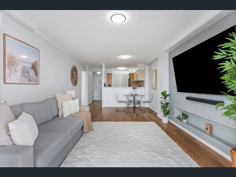3031/2633 Gold Coast Highway, Broadbeach — photo 1 of 5
