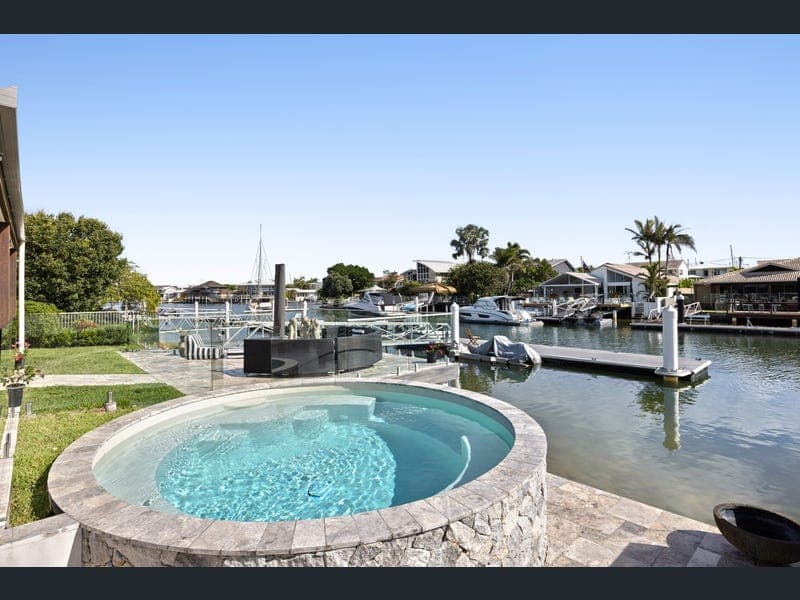 33 Kooringal Crescent, Buddina — photo 1 of 5