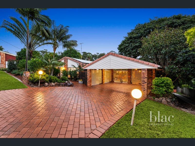 12 Loire Avenue, Petrie — photo 1 of 5