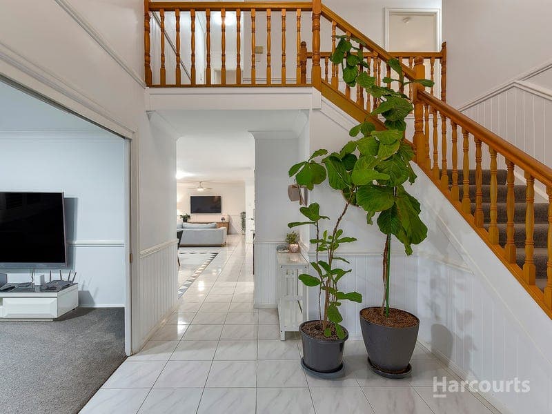 4 Somerton Street, Bracken Ridge — photo 1 of 5