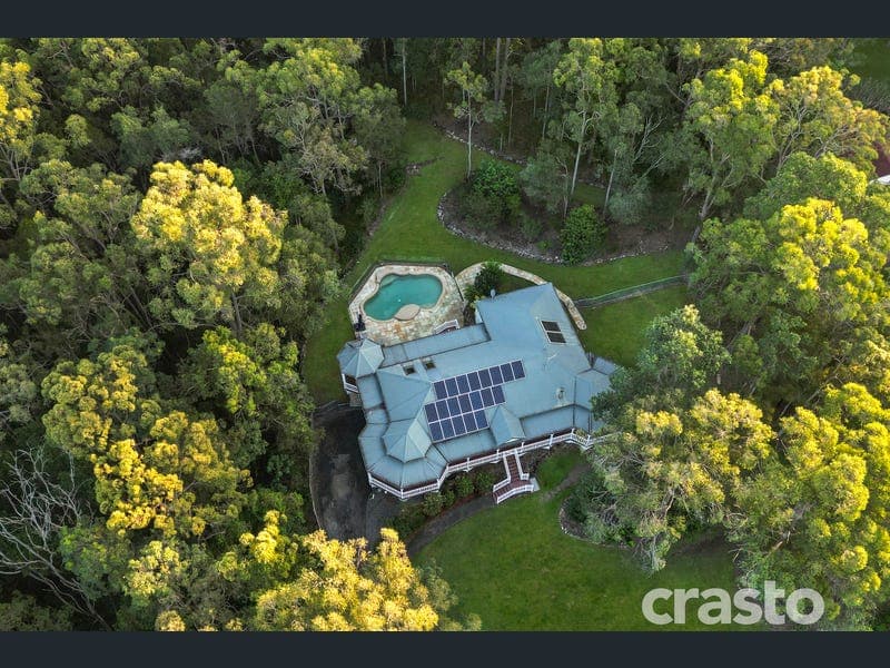 41 Canopy Drive, Bonogin — photo 1 of 5