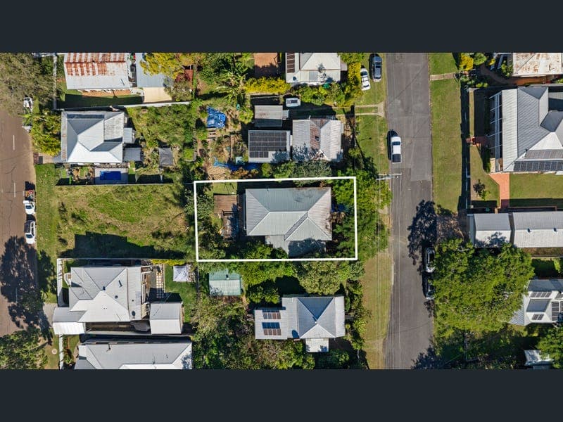 5 Richards Street, North Ipswich — photo 1 of 5