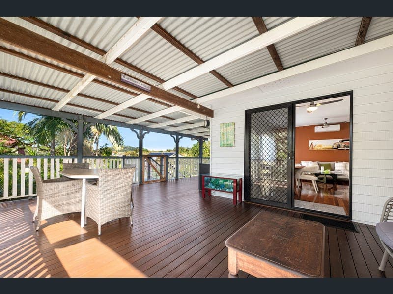 5 Balcha Street, Holland Park — photo 1 of 5