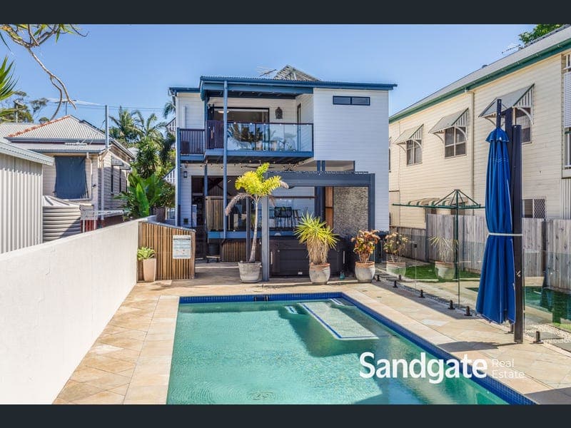 94 Clayton Street, Sandgate — photo 1 of 5