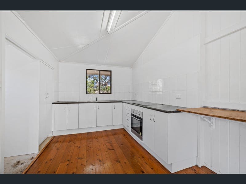 397 East Street, Depot Hill — photo 1 of 5