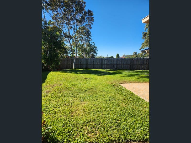 5 Aberfoyle Drive, Deception Bay — photo 1 of 5