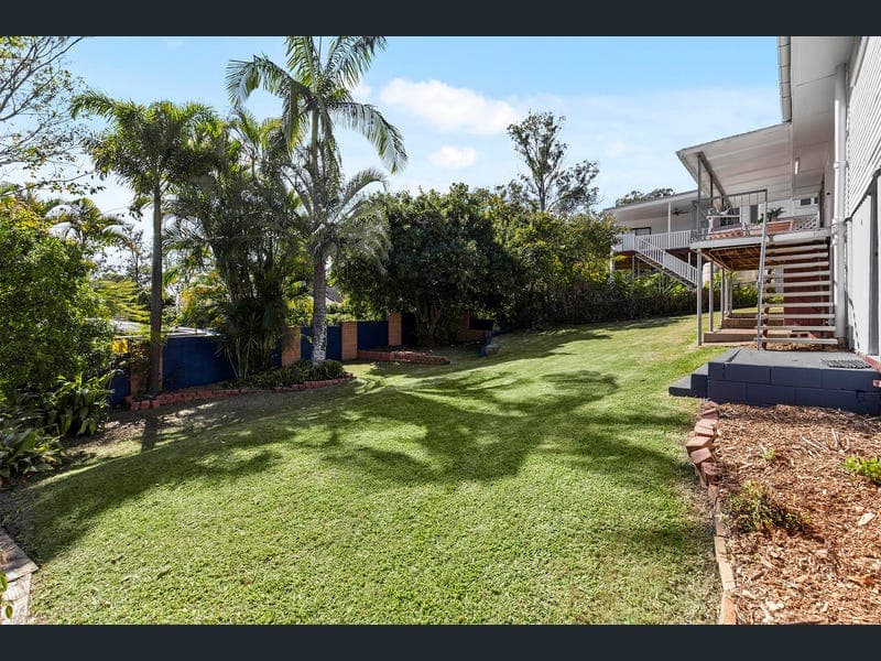 43 Kumbari Crescent, Mitchelton — photo 1 of 5