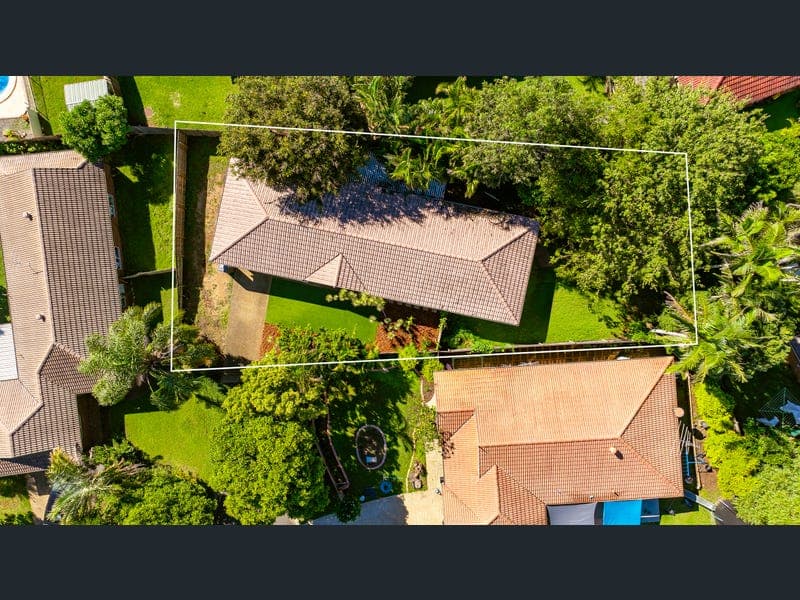 5 Hart Court, Murrumba Downs — photo 1 of 5