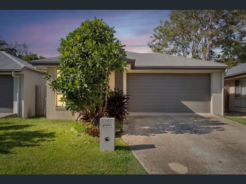 17 Bellestar Street, Griffin — photo 1 of 5