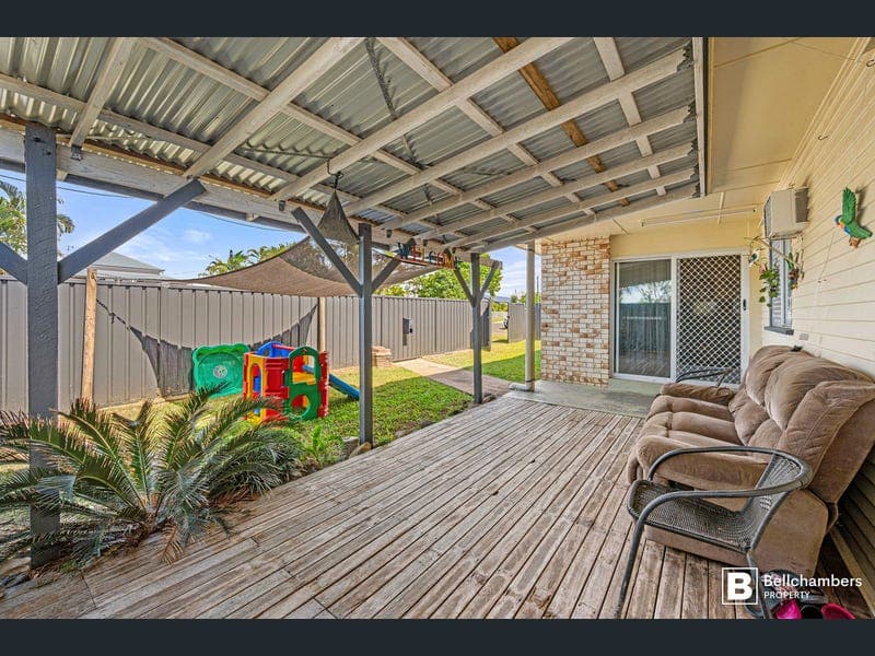 18 Svensson Street, Svensson Heights — photo 1 of 5