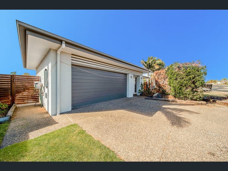 7 Maranda Street, Emerald — photo 1 of 5