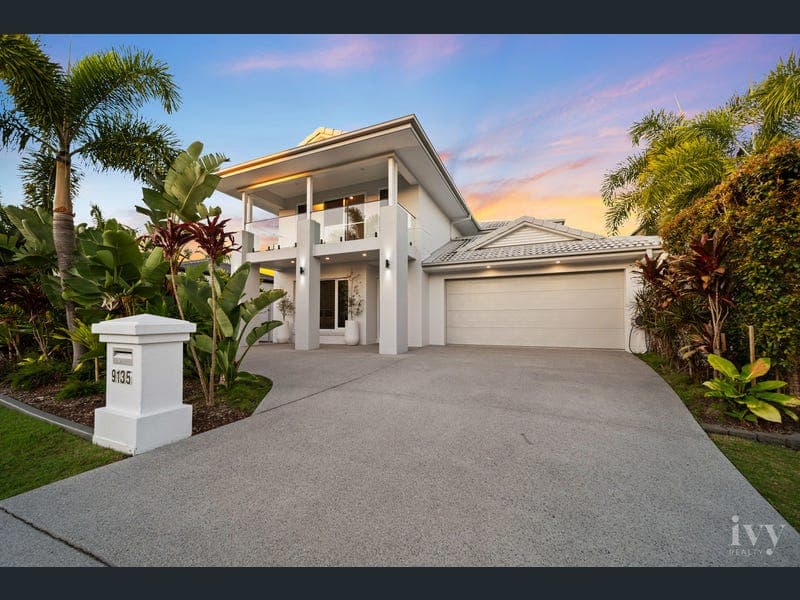 9135 Peter Senior Drive, Hope Island — photo 1 of 5