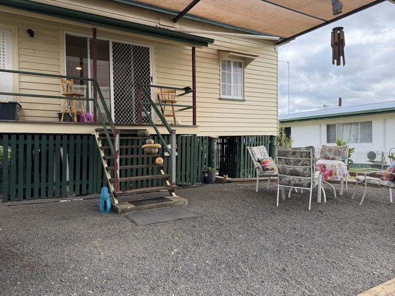 25 Bell Street, Monto — photo 1 of 5