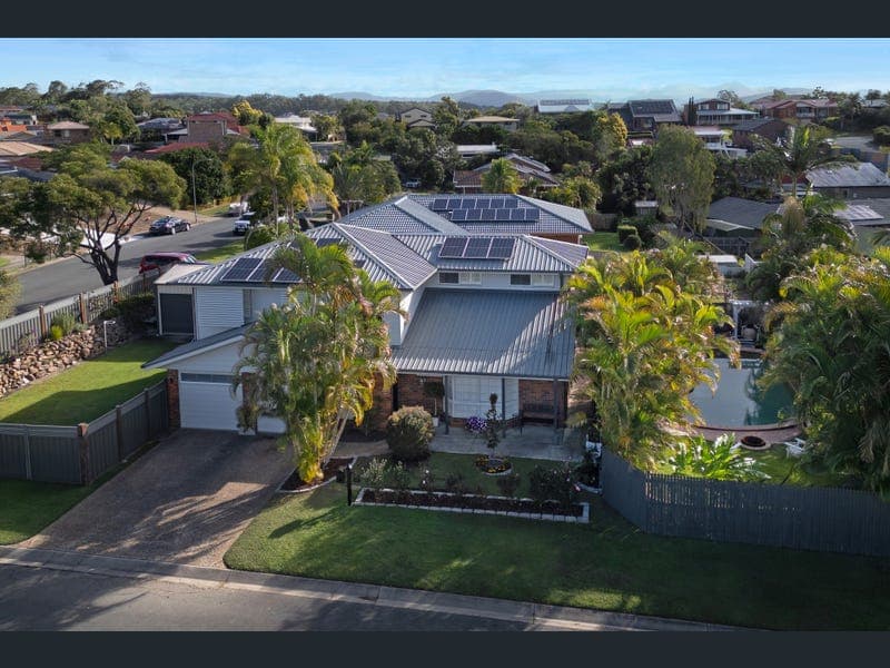 1 Gregory Place, Albany Creek — photo 1 of 5
