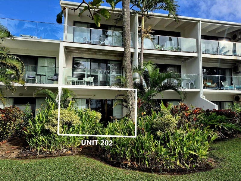 202/17 Esplanade (Beachfront Terraces), Port Douglas — photo 1 of 5