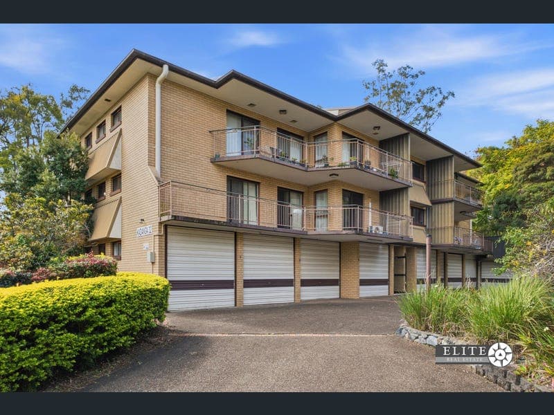 1/32 Mitre Street, St Lucia — photo 1 of 5
